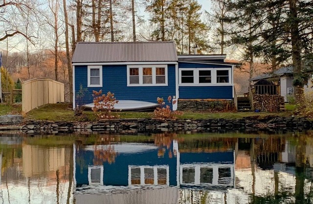 ✨Priest Cottage🏡 Lakeside 🌲 Canoe 🛶 Fishing 🎣 Grill