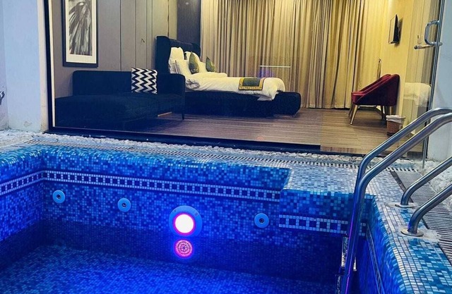 Prime Castle Luxury Hotel Sargodha