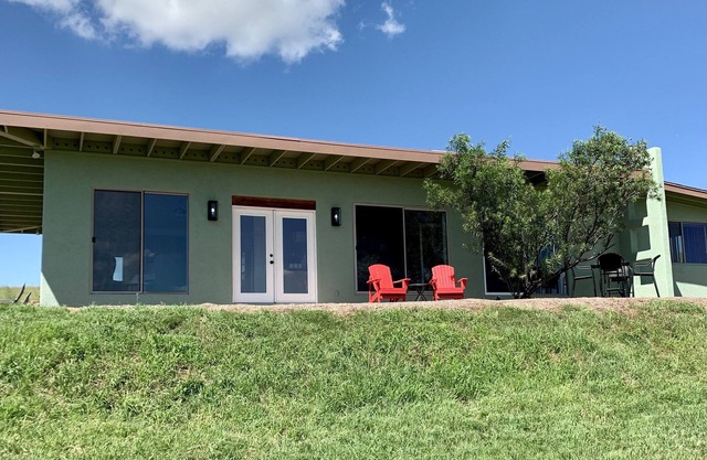 Prime Sunrise Viewing at L’Alba; enjoy a 2 BR/2 BA home with an EV Car Charger