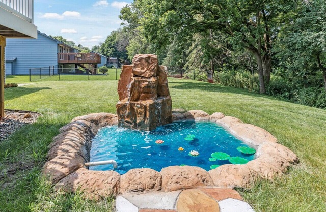 Private 2-Bedroom Space in Gorgeous Burnsville Home