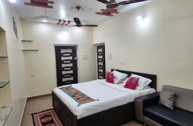 Private - 2 BHK Floor - Paddy's Luxurious Home Staynnnn