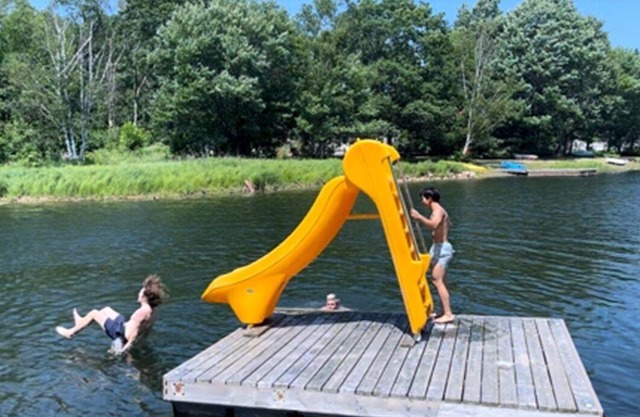 Private Beach Cottage near Point au Baril and Parry Sound