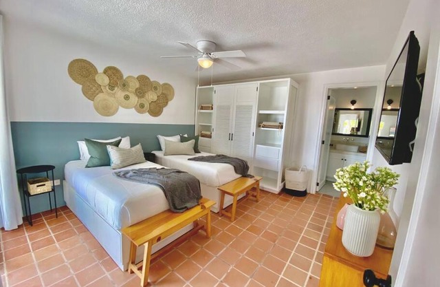 Private Beach Great Location Condo