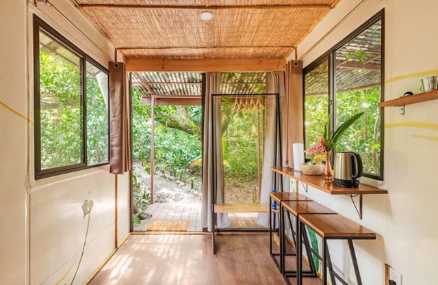 PRIVATE ECO TINY HOME NEAR AIRPORT COSTA RICA