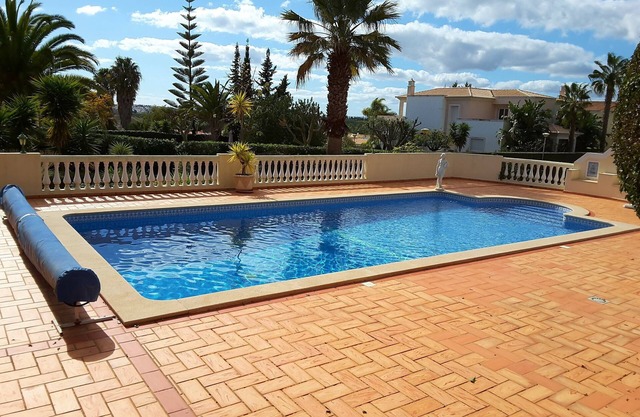 Private holiday villa m. Pool 10x5 m (heatable), 2 bedrooms (bathroom en suite)