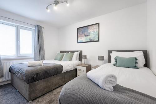 Private Parking, Garden, Close to Beach!