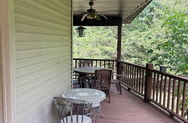 Private, Quiet 3 Bedroom Home near Patrick Lake