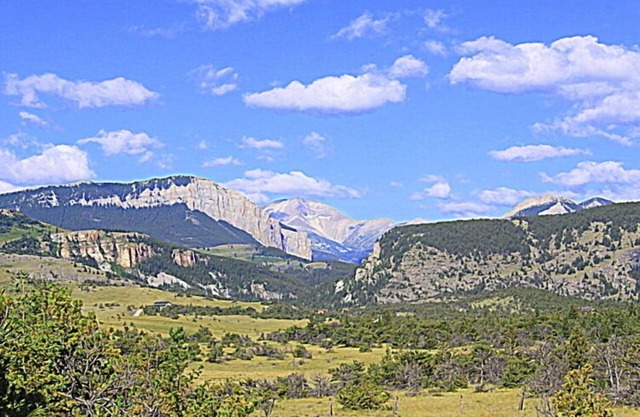Private Retreat in the Rocky Mountain Front with a Million Dollar View