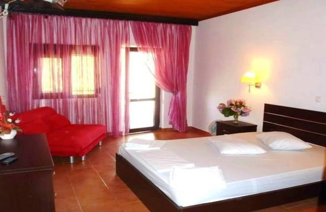 Private Studio "Rania" in the middle of Therma