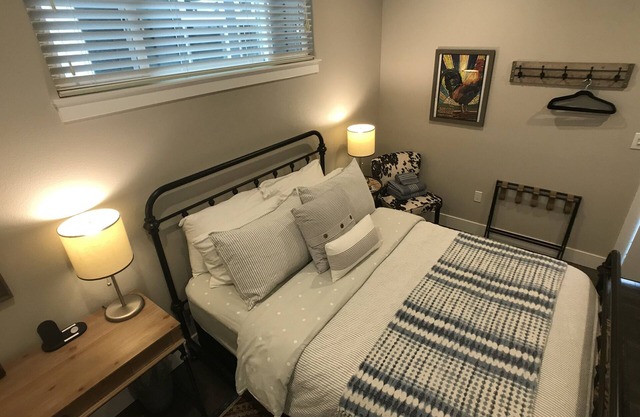 Private suite by Village of Arroyo Grande. Close to beaches, hiking & wineries!