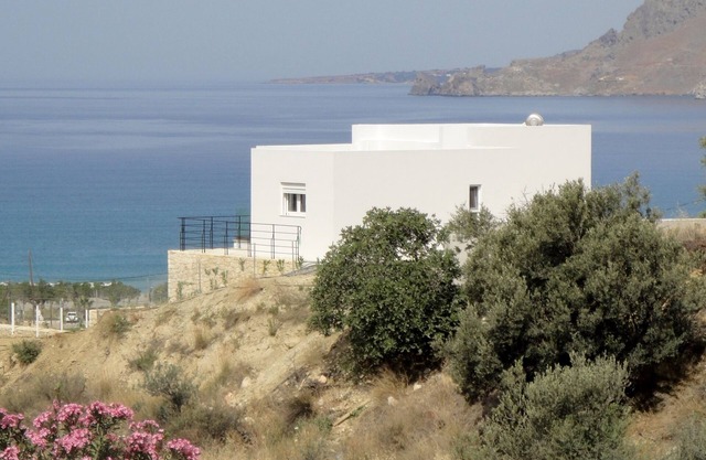 Private Villa, superb location with panoramic Sea View In Plakias