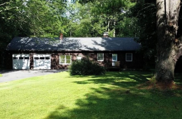 Private Wooded Retreat close to Cornell