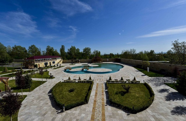 Qebele Yeddı Gozel Hotel