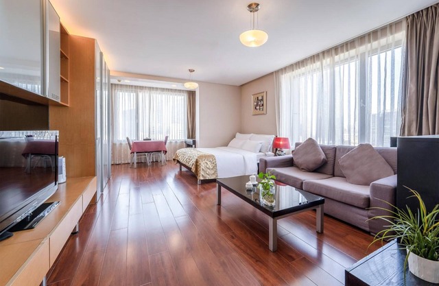 Qingdao Housing International Hotel