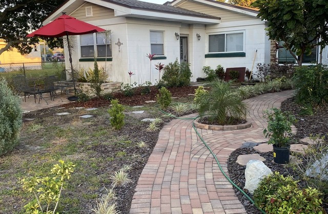 Q’s Residence In The Heart of Eagle Lake