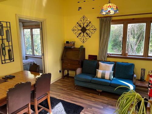 Quaint Country Cottage