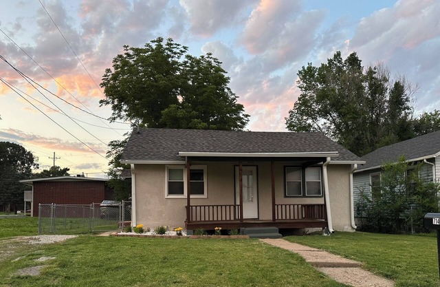Quaint parkside home