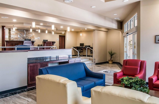 Quality Inn & Suites Houghton Downtown