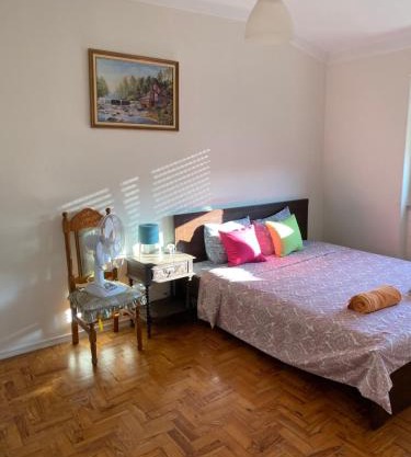Quarto perto de Expor 1 Moscavide