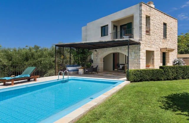 Querini Villa Maria In Alikampos 9km From Sandy Beach