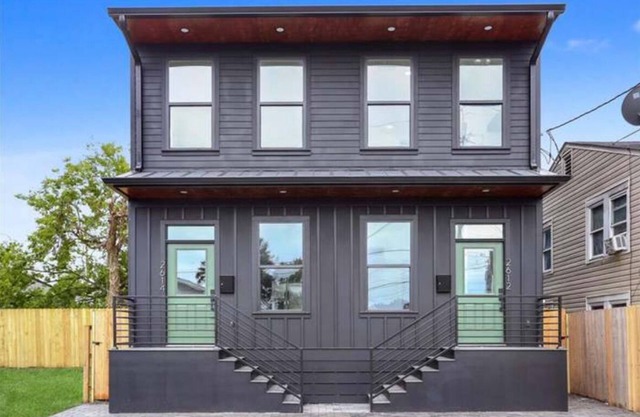 Quiet and cozy apartment in the vibrant St Roch neighborhood.