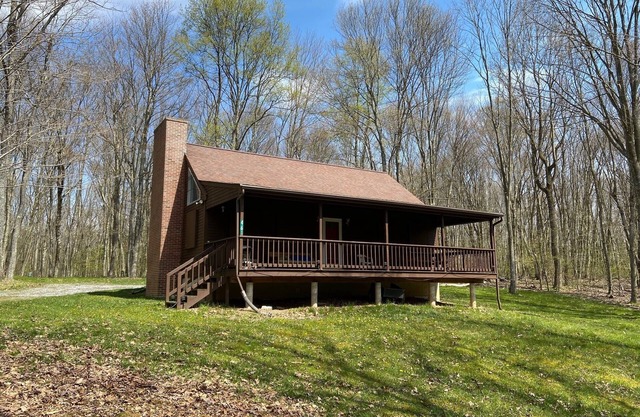 Quiet Home In The Mountains Of Clinton County