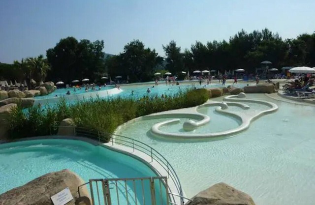 Quiet villa Swimming pools Tennis Leisure activities Included Residence Pierre et Vacances