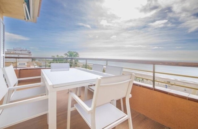 R143 Apartamento See View Dorianne