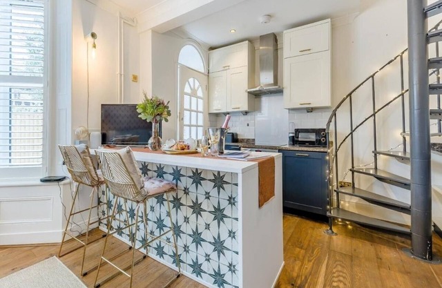 Railway Cottage - Stylish & Central Oasis in Whitstable