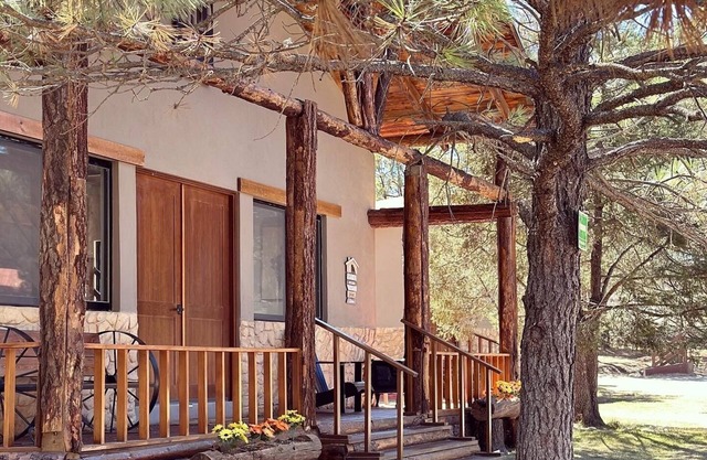 Rancho La Luna Resort, Cabañas Privadas Para Grupos en la Sierra de Durango