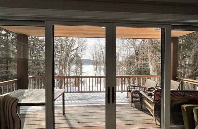 Rare new Home on Lake Whitingham. Semi-priv beach