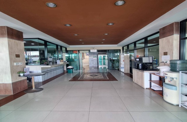 Ratchapruek DC Resort Angthong