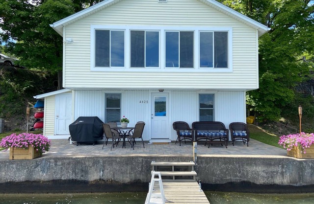 Recently renovated Keuka Lake Cottage.
