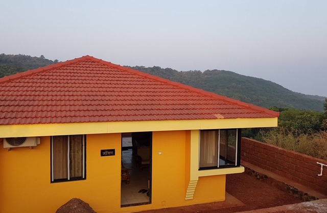 Redstone Hills Karle