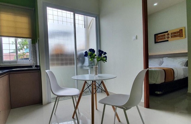 REG GUESTHOUSE