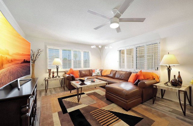 Relax, Rejuvenate And Enjoy The Sun City AZ Lifestyle, Spectacular Patio Home.
