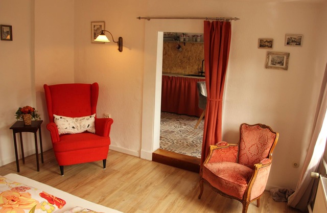 Relax (sauna) in a centuries-old half-timbered house, idyllic a. D. Rur in the middle of Altstadt