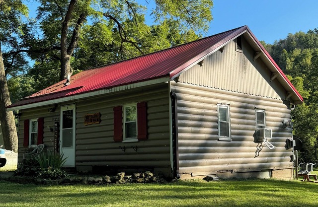 Relaxation cabin at Crooked Creek