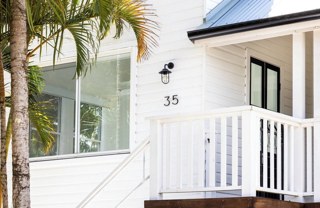 Relaxed country-coastal home only 10mins from the beach!