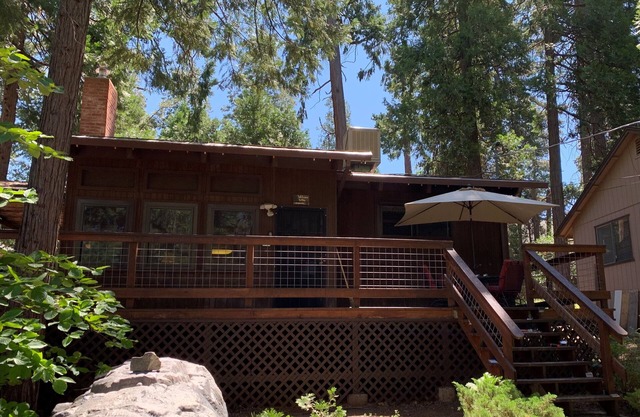 Relaxing, Cozy Home Among The Pines Near Twain Harte.