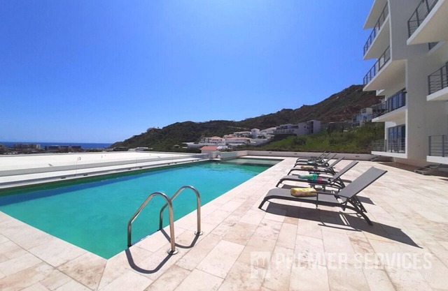 !Relaxing Life with views of Sea & Desert! Enjoy local life