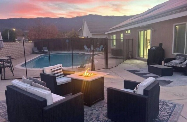 Relaxing Pool & Spa Retreat