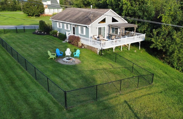Relaxing Year round Home. Available twelve months a year. Pets considered.