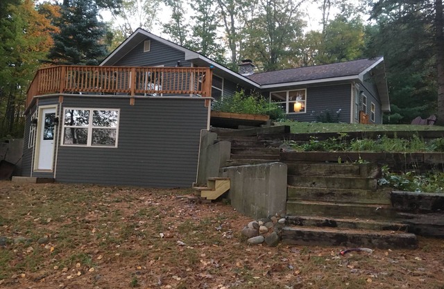 Remote Wilderness Retreat With Small Very Private Lake