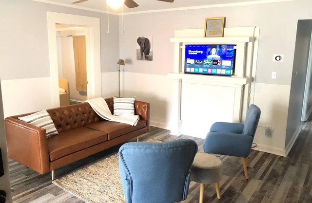 Renovated 3 Bedroom Close To Downtown!