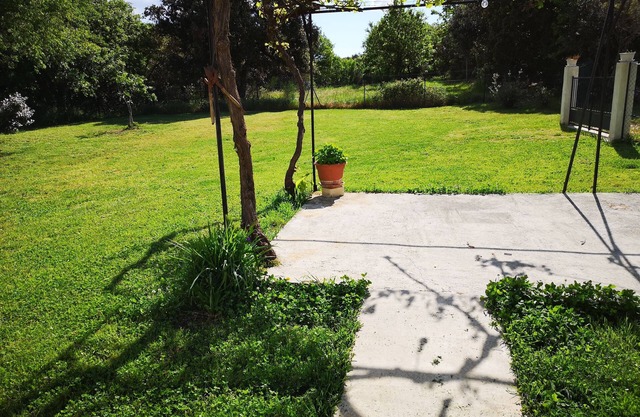 Rent house 120 m², air-conditioned, surrounded by woods, for holidays