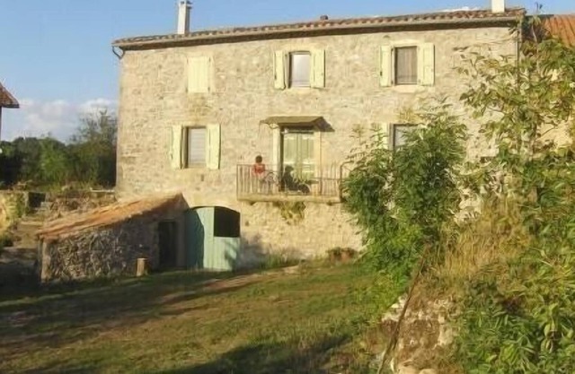 Rental -Fontanille lodging, independent home in an old farmhouse