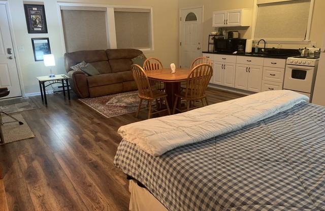 Residential Apartment w/Drumkit