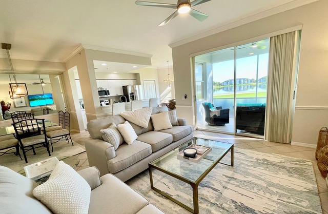 Resort Living in Heritage Palms!