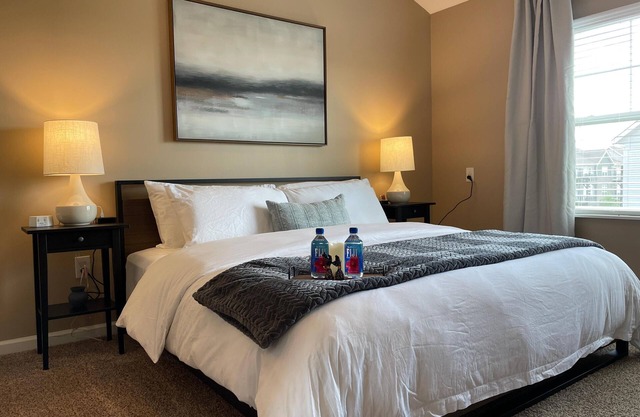Retreat At The Charles | Top Floor | Amazing Beds